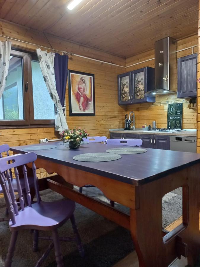 Wooden House Villa Hondol Exterior photo